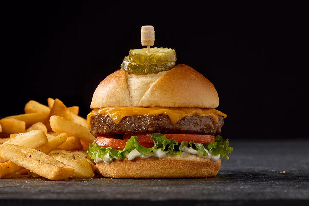 Barrel Bacon Cheeseburger*
